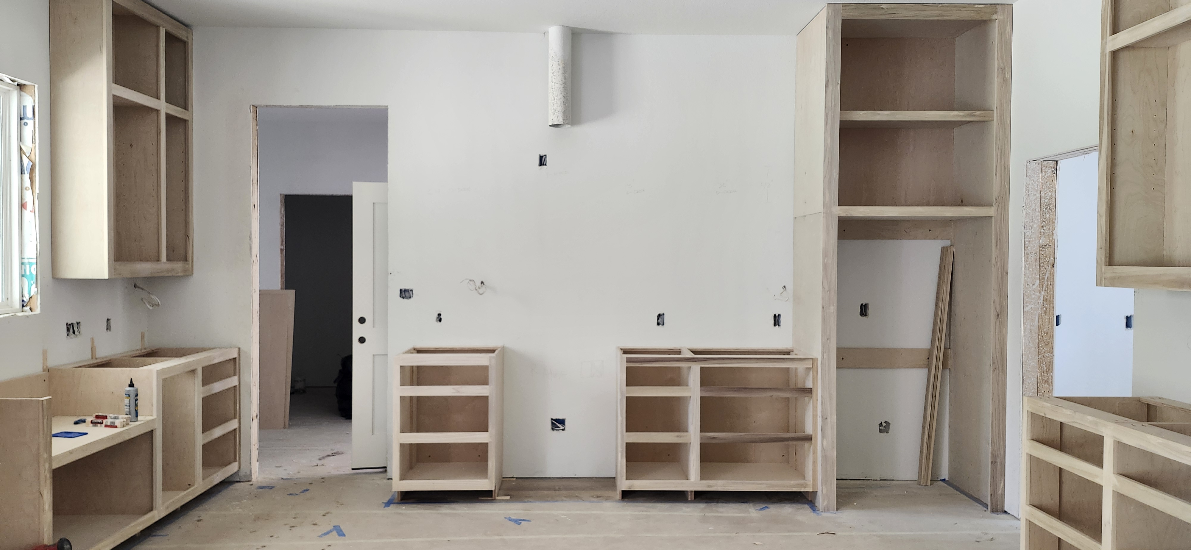 Full cabinet layout install