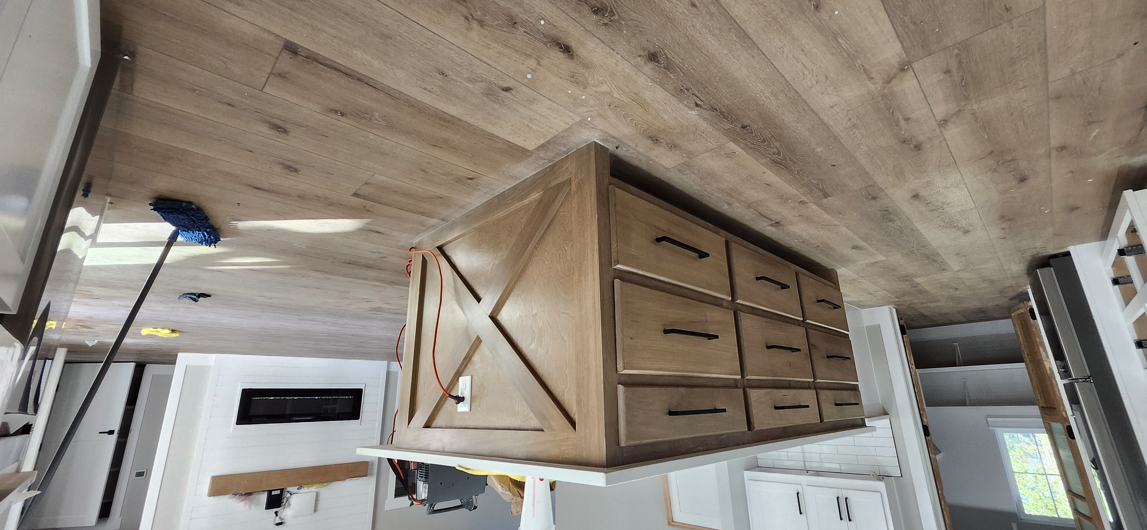 Island drawer angle